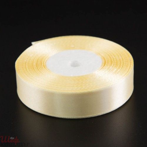 Лента атласная 20мм*25 ярд Кремовая (средняя) 