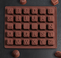Форма для льда и шоколада «Английский алфавит», 17×14 см, 30 ячеек 1057115