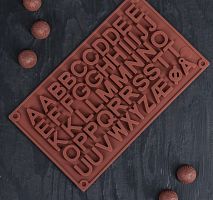 Форма для льда и шоколада, 51 ячейка, 29х17х0,5 см "Английский алфавит", шоколадная2798194 